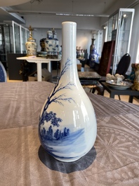 Een Chinese blauw-witte 'Bleu de Hue' vaas voor de Vietnamese markt, Thọ 壽 merk, 19e eeuw