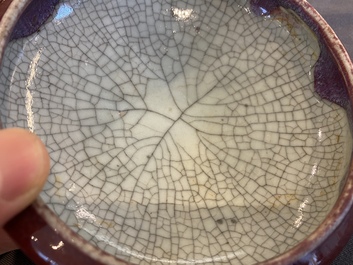 Lave-pinceaux en porcelaine de Chine &agrave; &eacute;mail flamb&eacute;, Qing