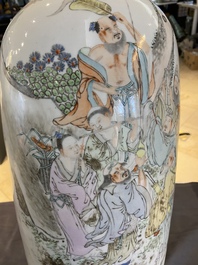 Two Chinese famille rose vases, signed Heng Shengyi 横甡義 and Zhou Yuxing 周裕興, one dated 1904