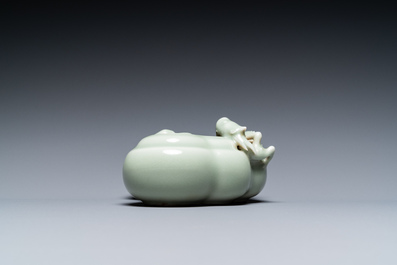 A Chinese celadon-glazed 'lingzhi' brush washer, Qianlong mark, 19/20th C.