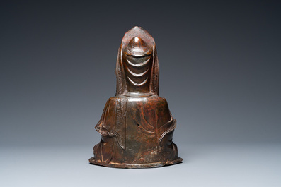 Guanyin &agrave; l'enfant en bronze dor&eacute;, Chine, Ming