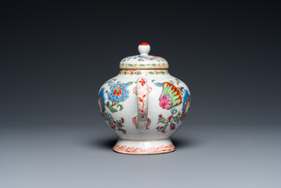 Th&eacute;i&egrave;re couverte en porcelaine de Chine famille rose &agrave; d&eacute;cor 'Pompadour', Qianlong