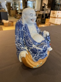 A Chinese blue and white Buddha, Wei Hong Tai Zao 魏洪泰造 mark, Republic
