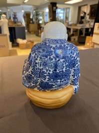 A Chinese blue and white Buddha, Wei Hong Tai Zao 魏洪泰造 mark, Republic