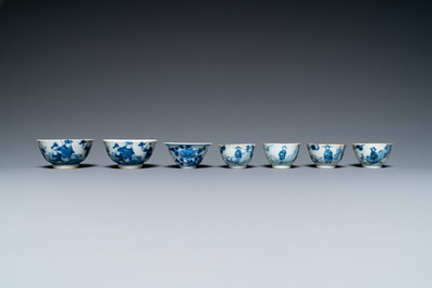 14 Chinese blue and white tea wares, Kangxi and later