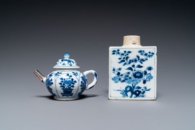 14 Chinese blue and white tea wares, Kangxi and later
