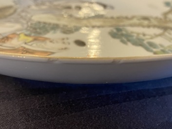 A Chinese qianjiang cai plate, signed Fang Jiazhen 方家珍, Tongzhi mark, 19/20th C.