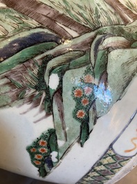 Aquarium en porcelaine de Chine famille verte &agrave; d&eacute;cor de musiciennes dans un jardin, 19&egrave;me
