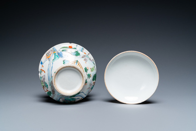 17 pieces from a Chinese Canton famille verte tea service, 19th C.