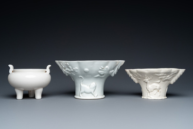 A Chinese blanc de Chine censer and two libation cups, 19/20th C.
