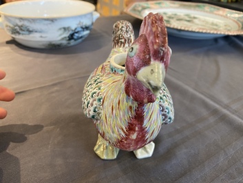 A Chinese famille rose rooster-shaped ewer, Qianlong