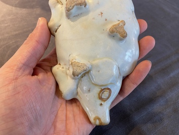 Coupe en forme de cochon en porcelaine de Chine ko-sometsuke pour le Japon, Tianqi