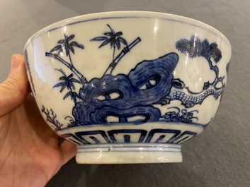 Een Chinese blauw-witte 'Bleu de Hue' kom voor de Vietnamese markt, Thường t&acirc;m lạc sự  賞心樂事 merk, ca. 1830