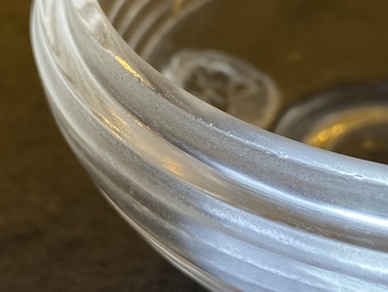 Br&ucirc;le-parfum couvert en verre transparent, Chine, probablement Qing