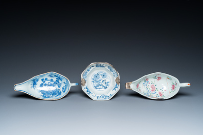 A Chinese blue and white covered ewer, a bowl and two sauceboats, Kangxi/Qianlong