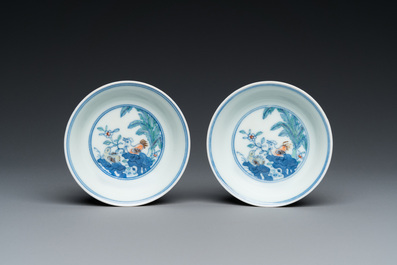 A pair of Chinese doucai chicken bowls, Cai Hua Tang Zhi 彩華堂製 hallmark, Qianlong