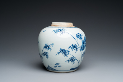 Een Chinese blauw-witte 'drie vrienden van de winter' pot, Kangxi
