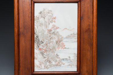 A Chinese grisaille 'landscape' plaque and a blue and white plaque signed Hu Xianya 胡献雅, 20th C.