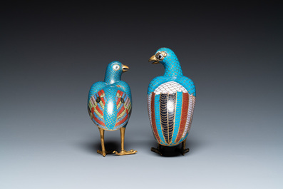 Deux bo&icirc;tes couvertes en forme de cailles en &eacute;maux cloisonn&eacute;s, Chine, Qing