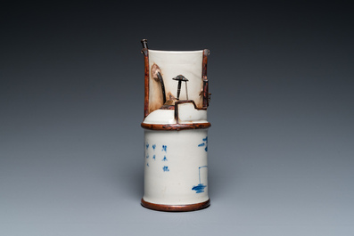 A Vietnamese copper-mounted blue and white water pipe, 19th C.