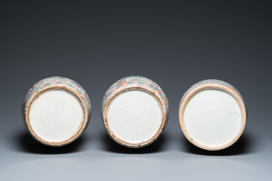 Three Chinese famille rose 'antiquities' vases, 19th C.