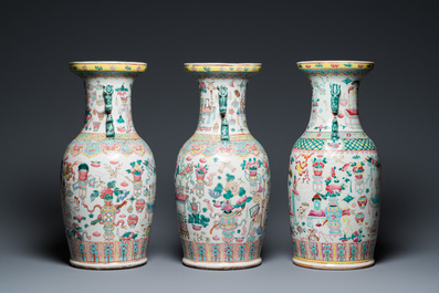 Three Chinese famille rose 'antiquities' vases, 19th C.