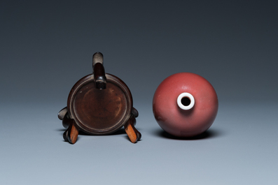 A small Chinese monochrome copper-red-glazed vase, Xuande mark, 19th C.