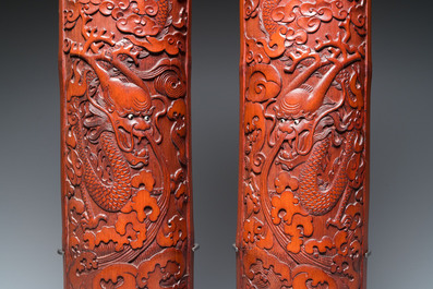 Paire d'&eacute;l&eacute;ments en bambou sculpt&eacute; figurant des dragons, 19&egrave;me