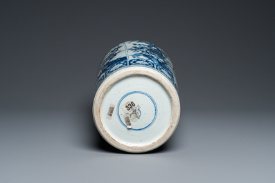 A large Chinese blue and white rouleau vase with floral design, Kangxi