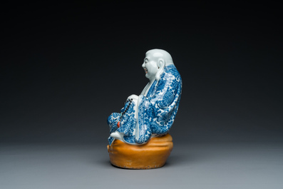 A Chinese blue and white Buddha, Wei Hong Tai Zao 魏洪泰造 mark, Republic