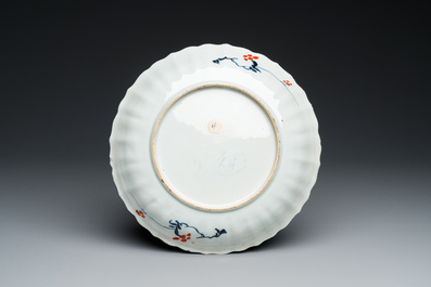 Plat armori&eacute; dit 'des provinces' en porcelaine de Chine famille verte aux armes de Louvain, Kangxi/Yongzheng