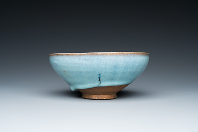 A Chinese junyao bowl, Song or later