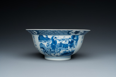 Een Chinese blauw-witte kom met gedichten, Kangxi merk en periode