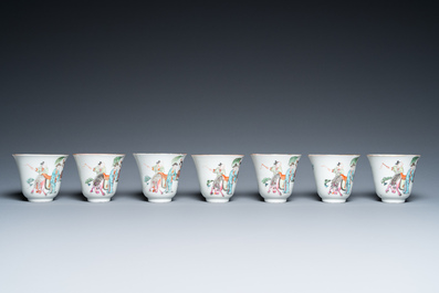 Sept tasses et huit soucoupes en porcelaine de Chine famille rose, marque et &eacute;poque de Tongzhi