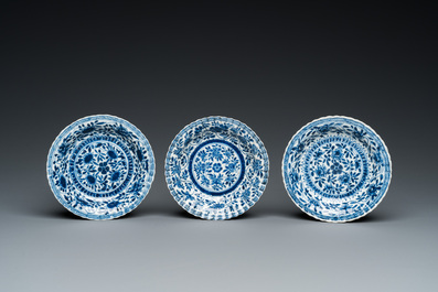 Six Chinese blue and white cups and saucers, Yu 玉 mark, Kangxi