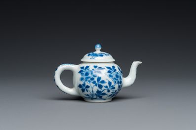 A Chinese blue and white miniature teapot and cover, Kangxi