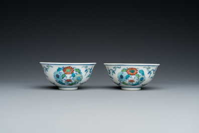 Paire de bols en porcelaine de Chine doucai, marque de Yi Pin Tang Zhi 一品堂製, Guangxu
