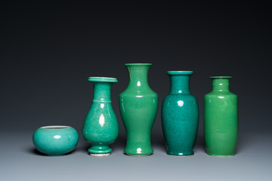 Four Chinese green-glazed vases and a brush washer, 19/20th C.