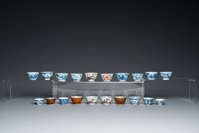 44 Chinese blue, white, famille rose and Imari-style cups and 62 saucers, Kangxi and later