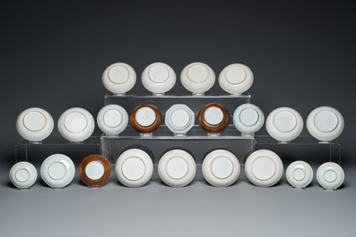 44 Chinese blue, white, famille rose and Imari-style cups and 62 saucers, Kangxi and later