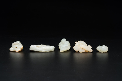 Five Chinese jade carvings, 19/20th C.