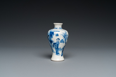 A fine Chinese blue and white soft paste miniature 'meiping' vase, Kangxi