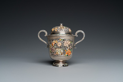 Hiratsuka Mohei (Japon, 1836-?, attribu&eacute; &agrave;): Br&ucirc;le-parfum de type 'koro' en argent &eacute;maill&eacute; et ajour&eacute;, Meiji, 19&egrave;me