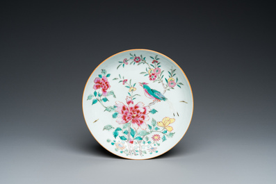 Six Chinese blue and white and famille rose porcelain wares, Kangxi and later