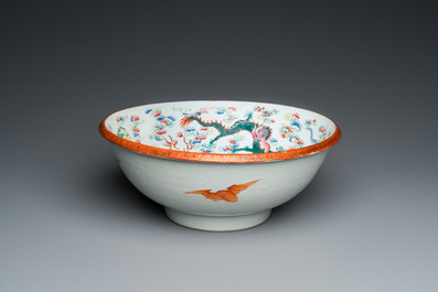 A Chinese famille rose 'five dragons' bowl, 19th C.