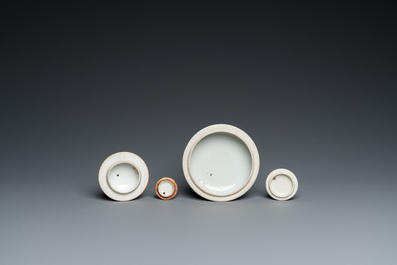 Six Chinese blue and white and famille rose porcelain wares, Kangxi and later