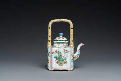 A Chinese famille verte teapot and cover, Kangxi