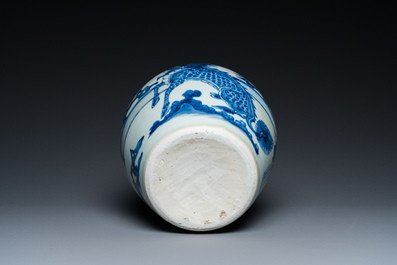 Een Chinese blauw-witte 'kylin' pot, Shunzhi
