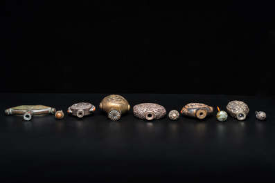 Eleven Chinese Canton enamel, cloisonn&eacute;, silver and other metal snuff bottles, 19/20th C.