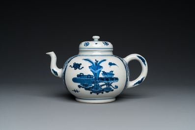 A large Chinese blue and white 'antiquities' teapot and cover, Kangxi